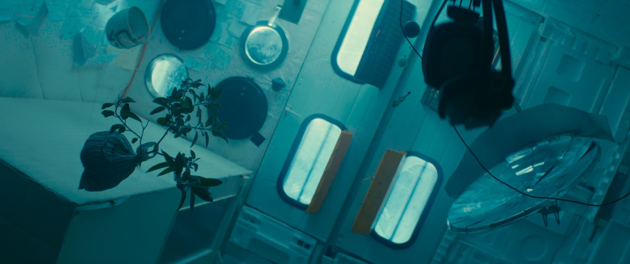 file_gag-200528-stills-toprod-911-at-hautetcourt